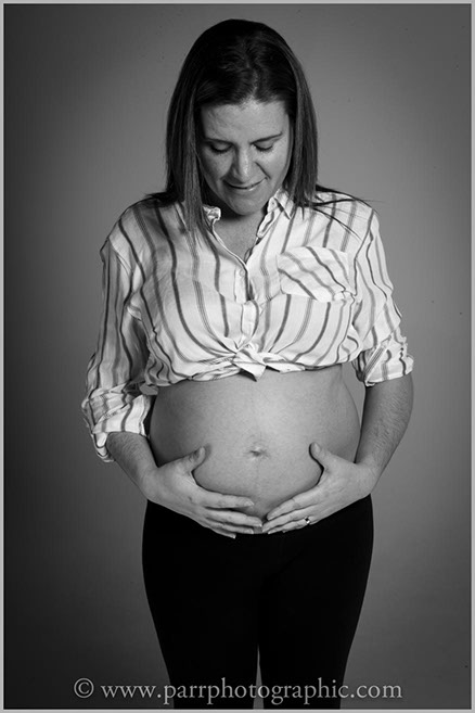 mother and bump shoot in the studio 